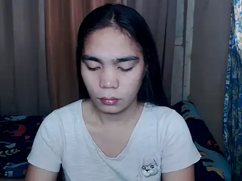 Snapshot of Simple_Martina chatting on 10-28-25, 01:31 Simple Martina online show from 10-28-25, 01:31