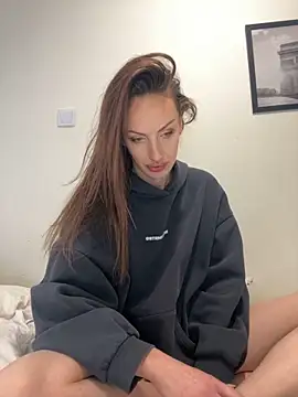 goodgirldevil online show from 04-21-26, 09:26