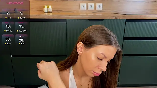 Snapshot of Rebel_Angel_ chatting on 12-19-25, 01:51 Rebel Angel online show from 12-19-25, 01:51