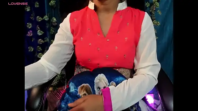 Forever Love2025 online show from 10-29-25, 07:43