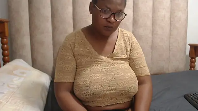 Sexybusty01 online show from 09-23-25, 06:33