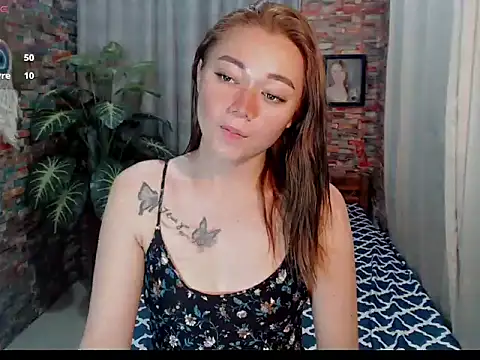 cutemac69 online show from 11-17-25, 10:10