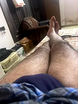 spicey sunny online show from 10-25-25, 05:08