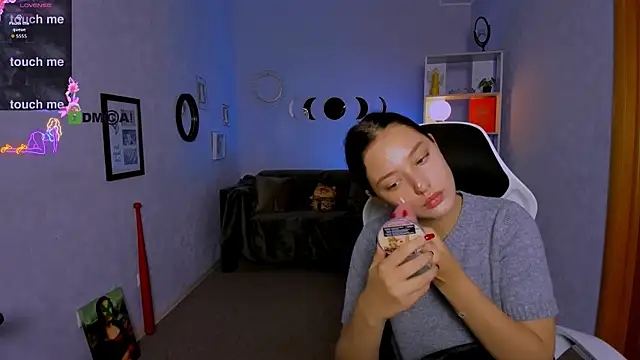 miki-niki online show from 09-26-25, 05:44