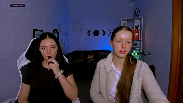 miki-niki online show from 09-30-25, 05:45