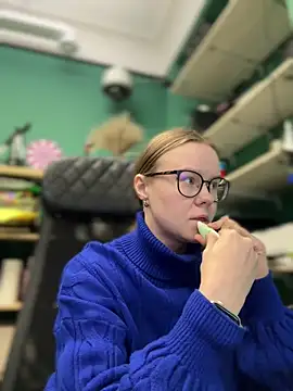  CherryBloom  online show from 09-25-25, 08:29