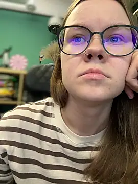  CherryBloom  online show from 09-28-25, 08:52