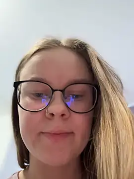  CherryBloom  online show from 02-19-26, 10:11