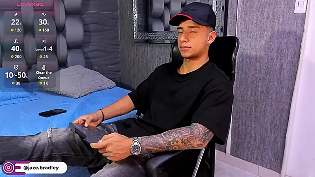 jaze bradley online show from 10-02-25, 05:20