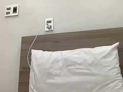 Snapshot of Min_sara69 chatting on 10-16-25, 09:10 Min sara69 online show from 10-16-25, 09:10