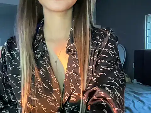 Snapshot of Min_sara69 chatting on 11-29-25, 03:31 Min sara69 online show from 11-29-25, 03:31