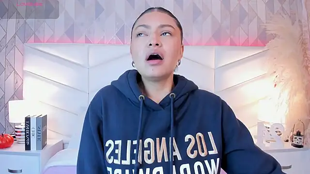 victoria   jonnes online show from 10-09-25, 12:25