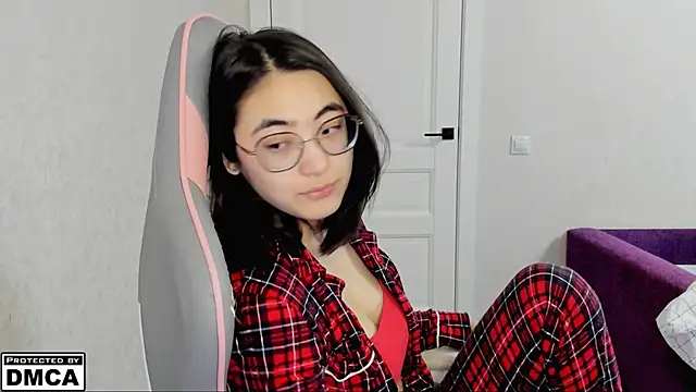 MeilideQian1 online show from 09-23-25, 06:16