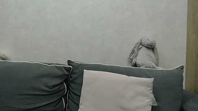 Snapshot of Sarah_keyy chatting on 11-08-25, 05:45 Sarah keyy online show from 11-08-25, 05:45