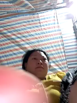 Snapshot of yoowwmr chatting on 11-07-25, 04:51 yoowwmr online show from 11-07-25, 04:51