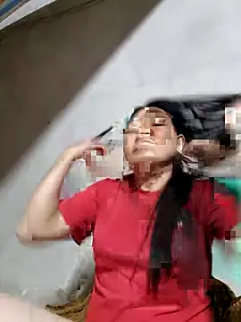 Snapshot of yoowwmr chatting on 11-09-25, 02:04 yoowwmr online show from 11-09-25, 02:04