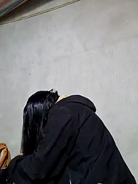 Snapshot of yoowwmr chatting on 11-20-25, 11:48 yoowwmr online show from 11-20-25, 11:48