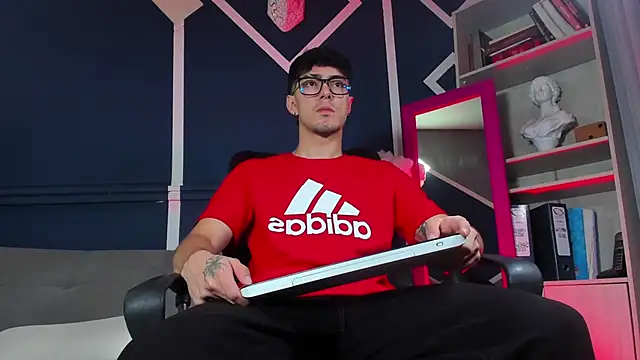 etham wolf  online show from 12-17-25, 01:17