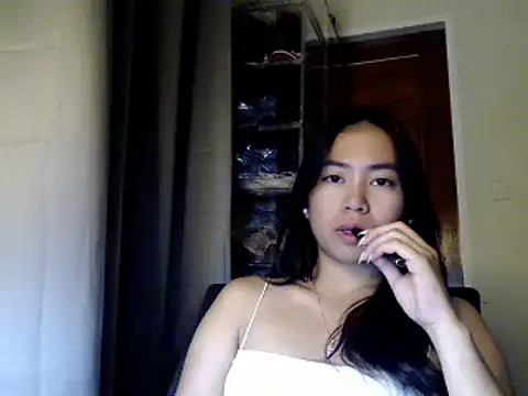 candycrushyyy online show from 09-26-25, 06:56