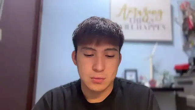 Snapshot of lovely_jay chatting on 10-20-25, 06:47 lovely jay online show from 10-20-25, 06:47