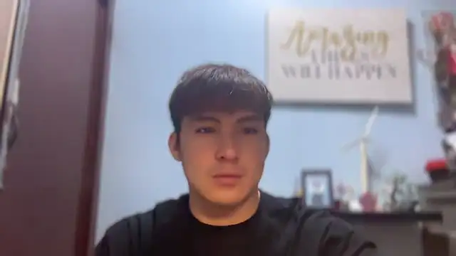 Snapshot of lovely_jay chatting on 10-22-25, 09:14 lovely jay online show from 10-22-25, 09:14