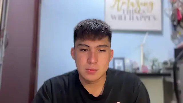 Snapshot of lovely_jay chatting on 11-03-25, 05:14 lovely jay online show from 11-03-25, 05:14