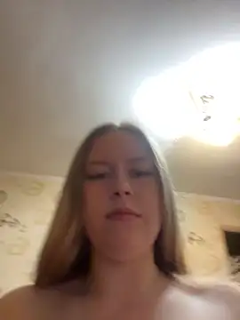 Tomyris yuki online show from 02-15-26, 02:19