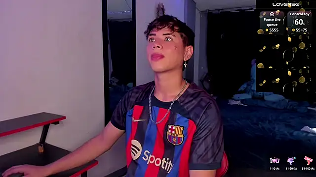 Jostin18 online show from 09-24-25, 01:25