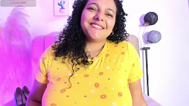 Snapshot of _aithanaa_ chatting on 02-06-26, 03:37 aithanaa online show from 02-06-26, 03:37