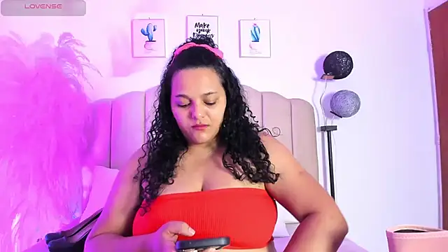 Snapshot of _aithanaa_ chatting on 02-12-26, 06:03 aithanaa online show from 02-12-26, 06:03