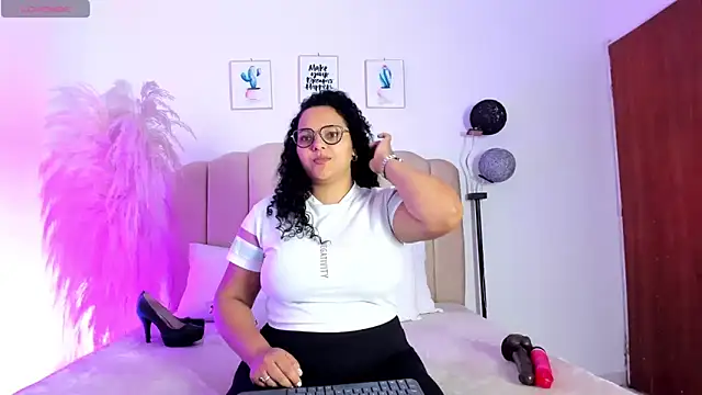 Snapshot of _aithanaa_ chatting on 02-19-26, 05:31 aithanaa online show from 02-19-26, 05:31