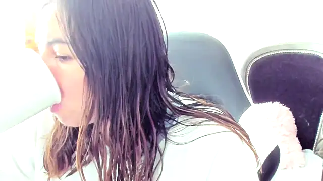 ADHARAMILLER  1111 online show from 04-22-26, 07:48