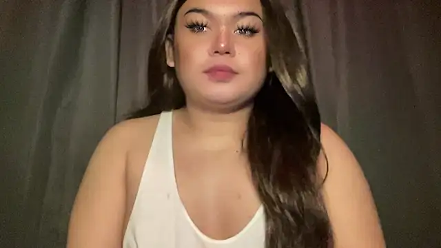 Snapshot of RedHead_Thalia chatting on 02-25-26, 09:57 RedHead Thalia online show from 02-25-26, 09:57