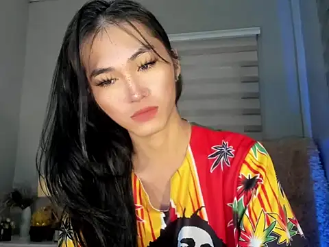 Snapshot of lovelychanel69xx chatting on 09-18-25, 10:56 lovelychanel69xx online show from 09-18-25, 10:56