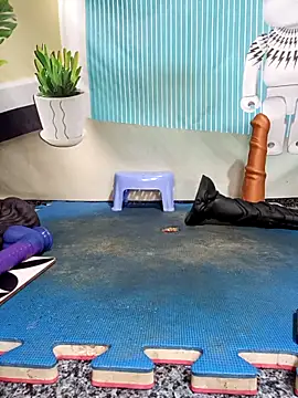 Snapshot of Tyno_o chatting on 11-03-25, 11:48 Tyno o online show from 11-03-25, 11:48