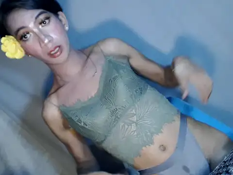 Snapshot of xyourdreamtrans chatting on 02-02-26, 01:32 xyourdreamtrans online show from 02-02-26, 01:32