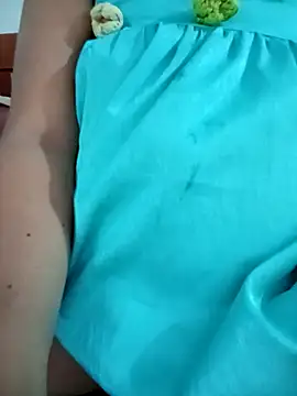 Snapshot of Yoo_j chatting on 09-10-25, 12:10 Yoo j online show from 09-10-25, 12:10