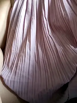 Snapshot of Yoo_j chatting on 12-05-25, 06:44 Yoo j online show from 12-05-25, 06:44