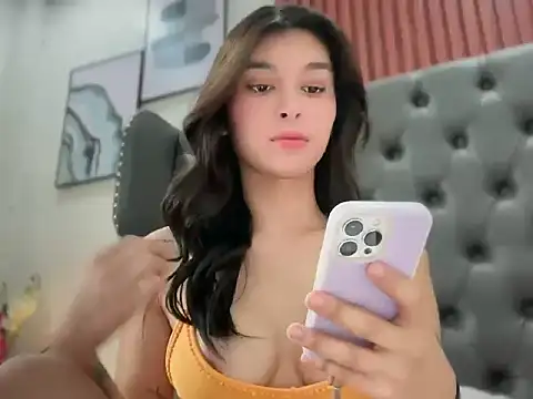 asiansmilexx online show from 04-22-26, 11:50