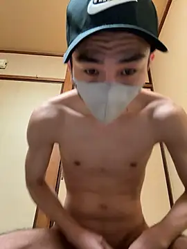 Snapshot of taka1106fuji chatting on 04-19-26, 12:48 taka1106fuji online show from 04-19-26, 12:48