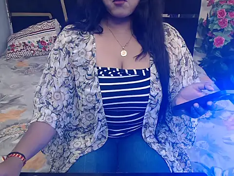 Snapshot of yours-ishika chatting on 09-09-25, 05:18 yours-ishika online show from 09-09-25, 05:18