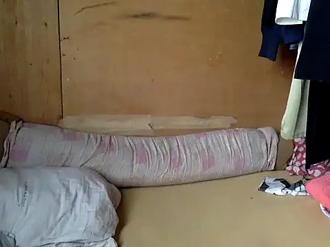 SteveFoxxe online show from 11-24-25, 12:21