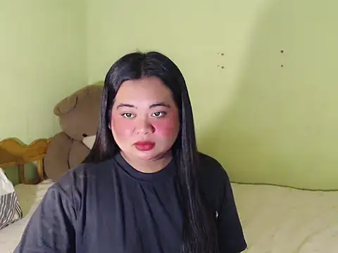 Snapshot of Im_ur_mother chatting on 06-10-26, 02:05 Im ur mother online show from 06-10-26, 02:05