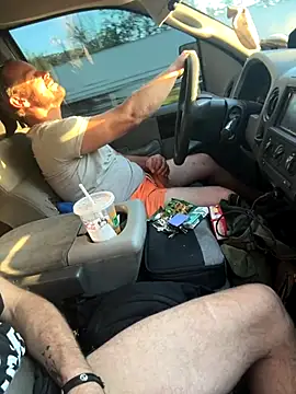 Snapshot of Bar_110221 chatting on 10-23-25, 10:19 Bar 110221 online show from 10-23-25, 10:19