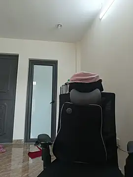 Snapshot of Shulee21 chatting on 10-09-25, 01:47 Shulee21 online show from 10-09-25, 01:47