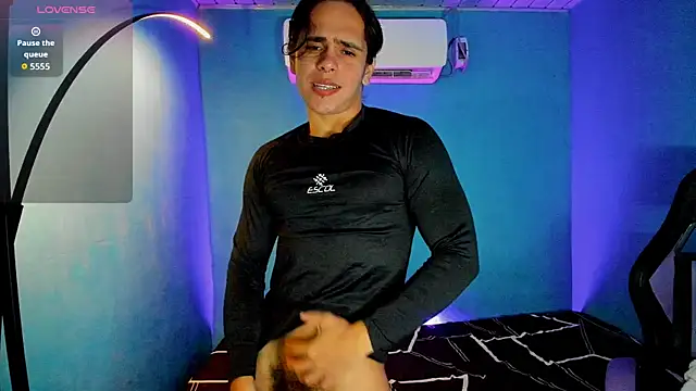 Maximiliano scoott   online show from 09-11-25, 05:57