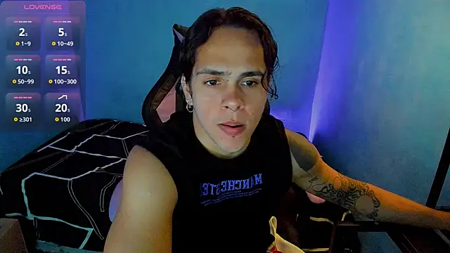 Maximiliano scoott   online show from 10-07-25, 08:06