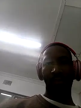 YourCrush010 online show from 04-28-26, 12:53