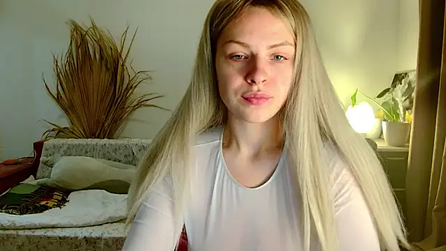 babylilly00 online show from 11-18-25, 05:17