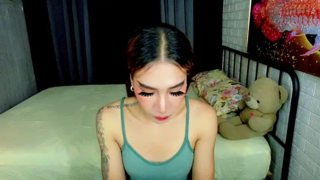 TRANSGODDESSA online show from 10-02-25, 08:05